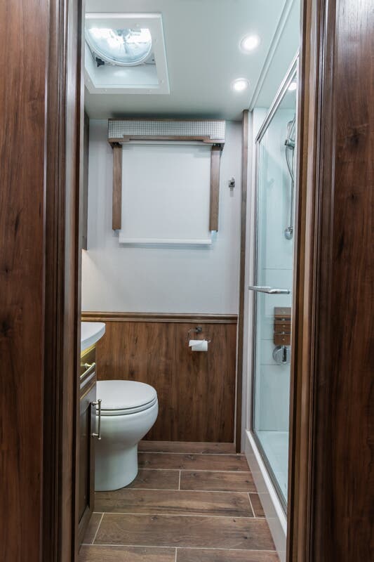 Bus-Stuff.com Class A Rv For Sale