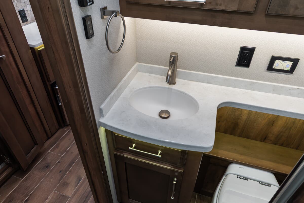 Bus-Stuff.com Class A Rv For Sale