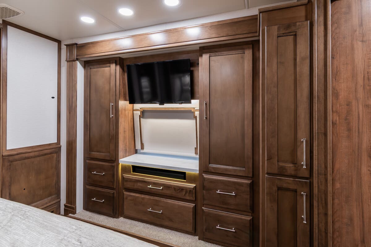 Bus-Stuff.com Class A Rv For Sale