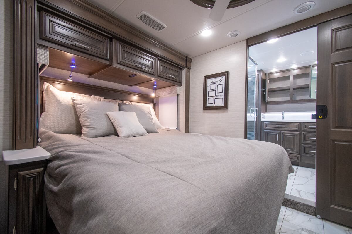 Bus-Stuff.com Class A Rv For Sale