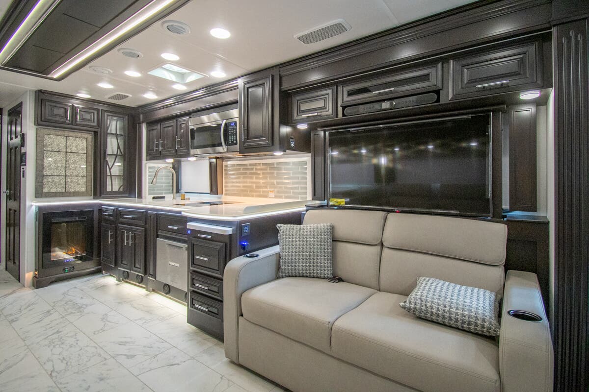 Bus-Stuff.com Class A Rv For Sale