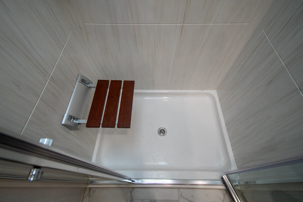 Bus-Stuff.com Class A Rv For Sale