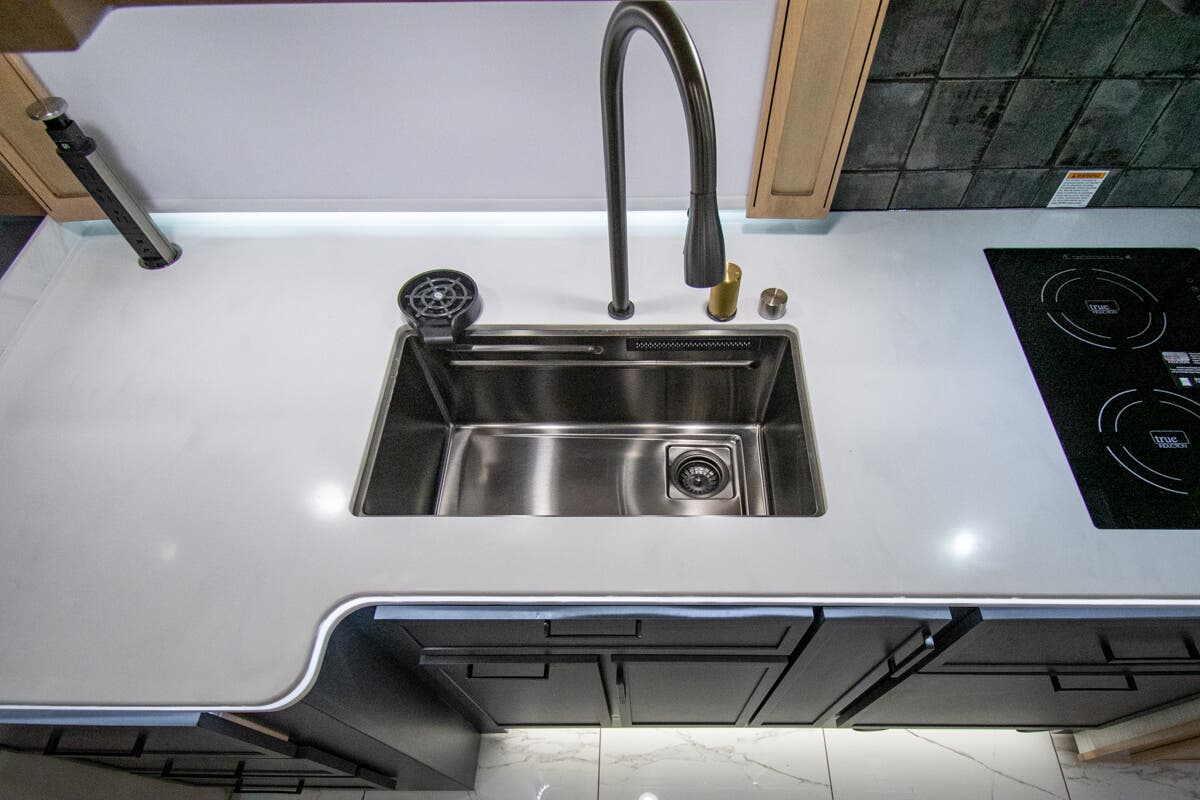 Bus-Stuff.com Class A Rv For Sale