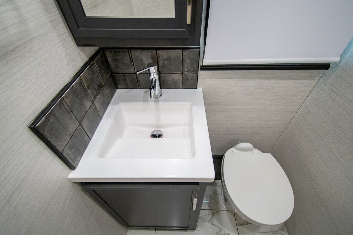 Bus-Stuff.com Class A Rv For Sale