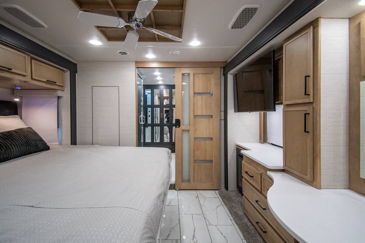 Bus-Stuff.com Class A Rv For Sale