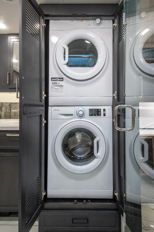 Bus-Stuff.com Class A Rv For Sale