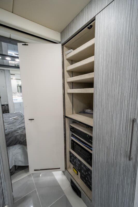 Bus-Stuff.com Class A Rv For Sale