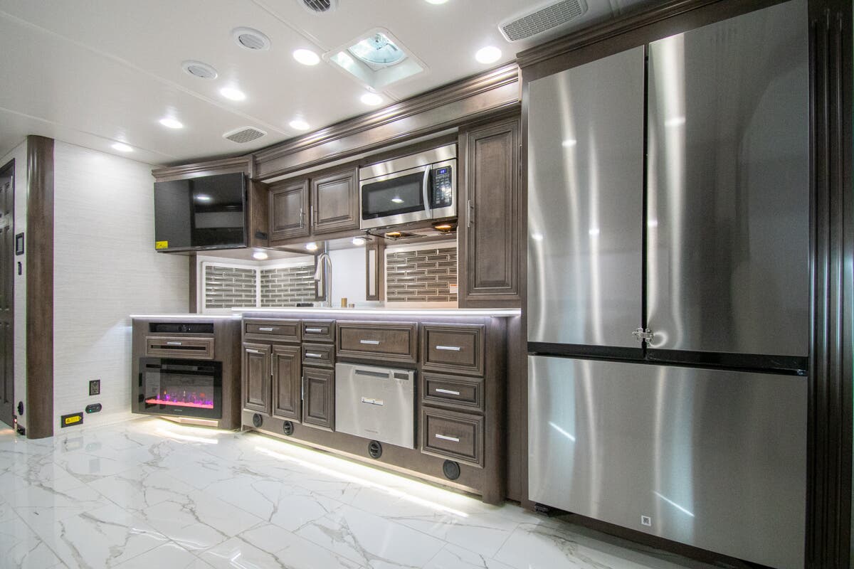 Bus-Stuff.com Class A Rv For Sale