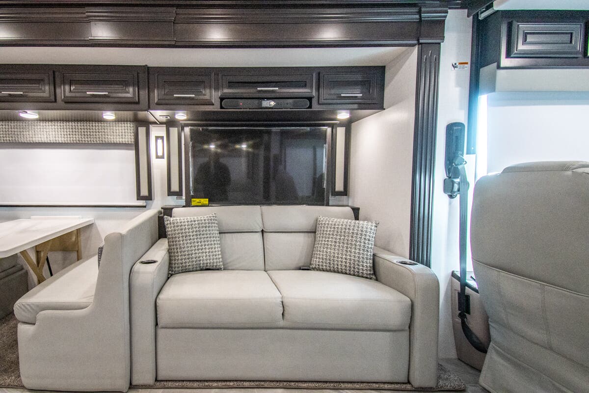 Bus-Stuff.com Class A Rv For Sale