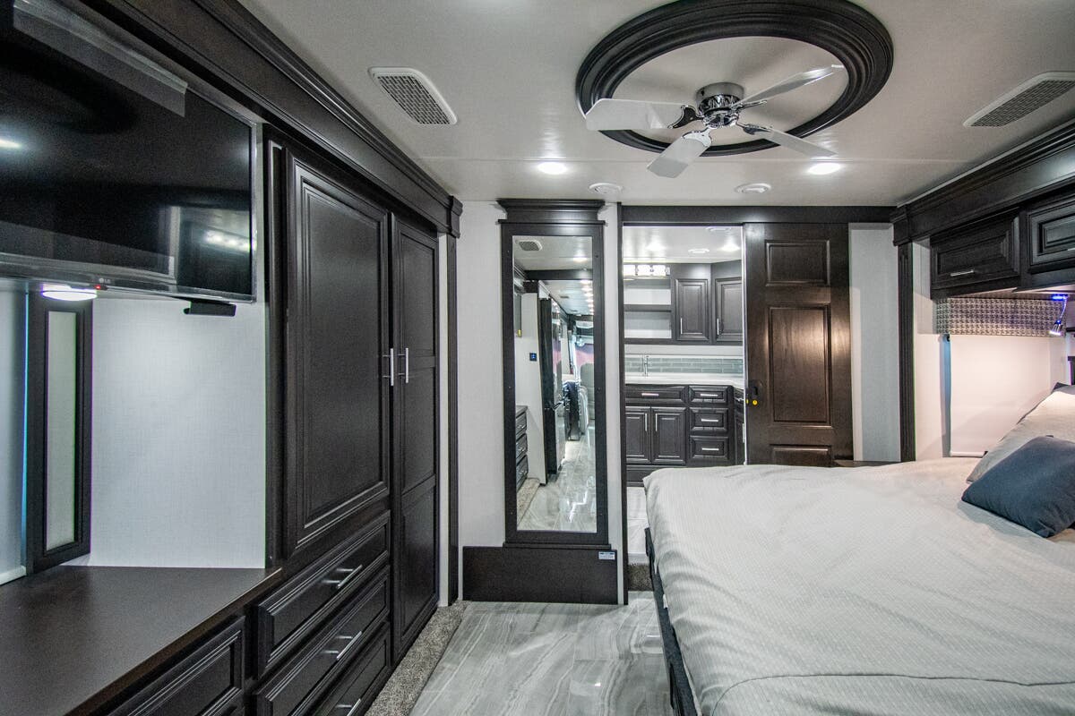 Bus-Stuff.com Class A Rv For Sale