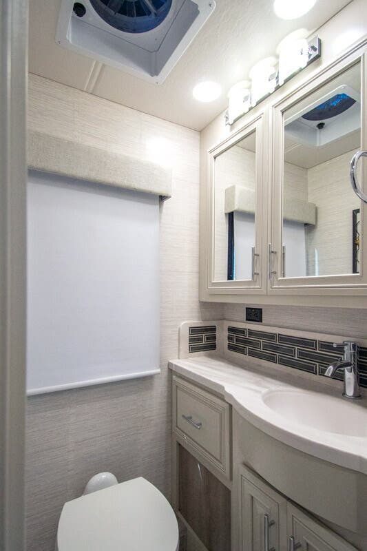 Bus-Stuff.com Class A Rv For Sale