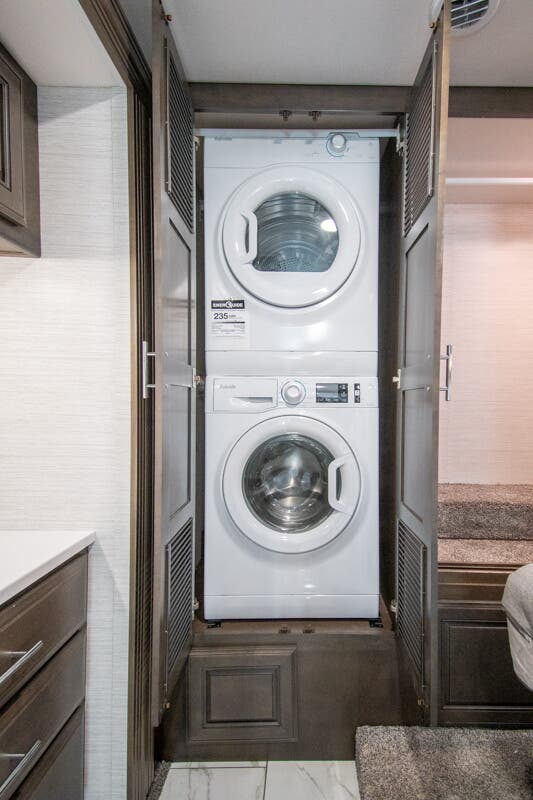 Bus-Stuff.com Class A Rv For Sale