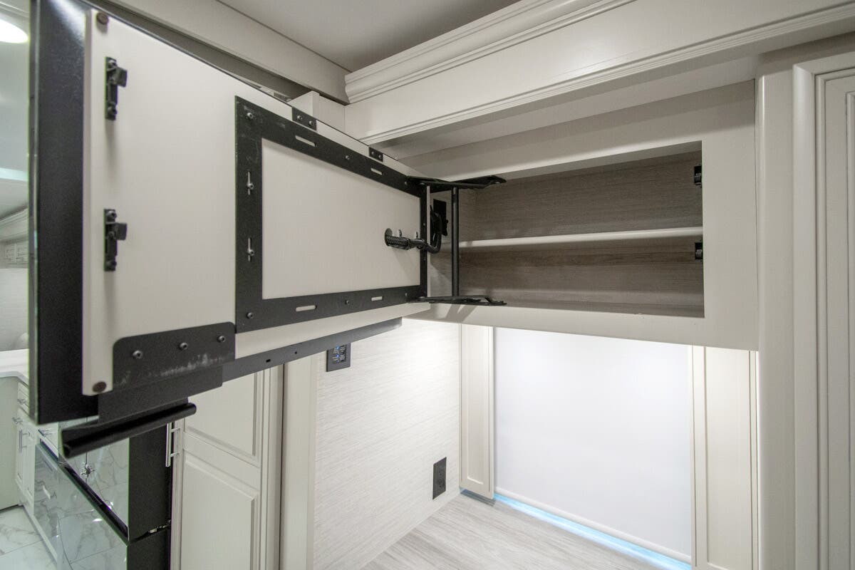 Bus-Stuff.com Class A Rv For Sale