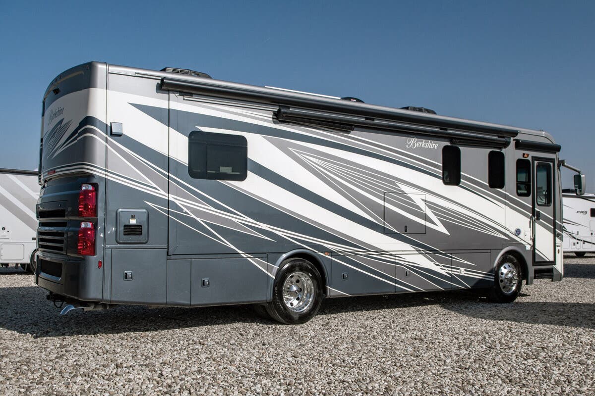 Bus-Stuff.com Class A Rv For Sale