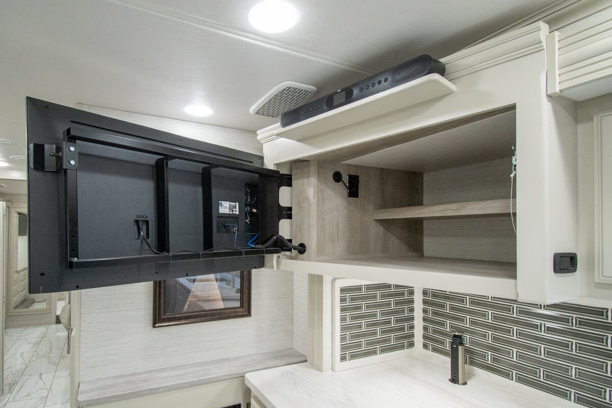 Bus-Stuff.com Class A Rv For Sale