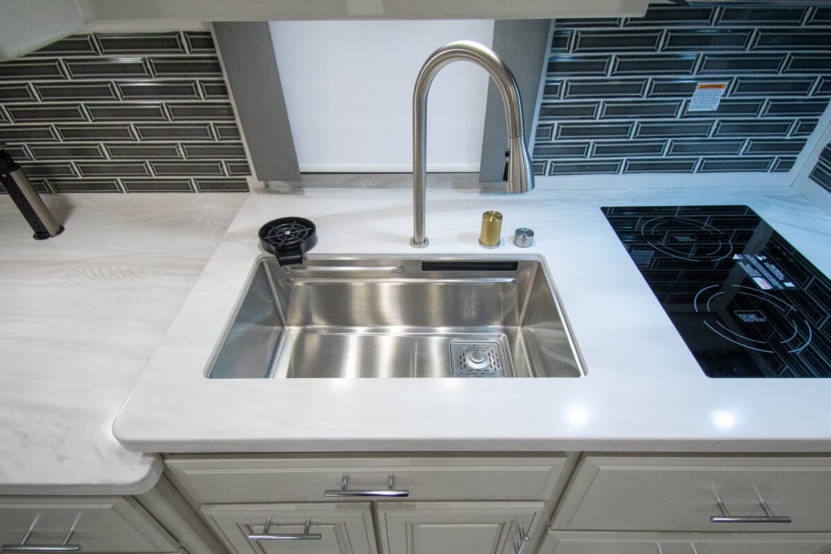 Bus-Stuff.com Class A Rv For Sale