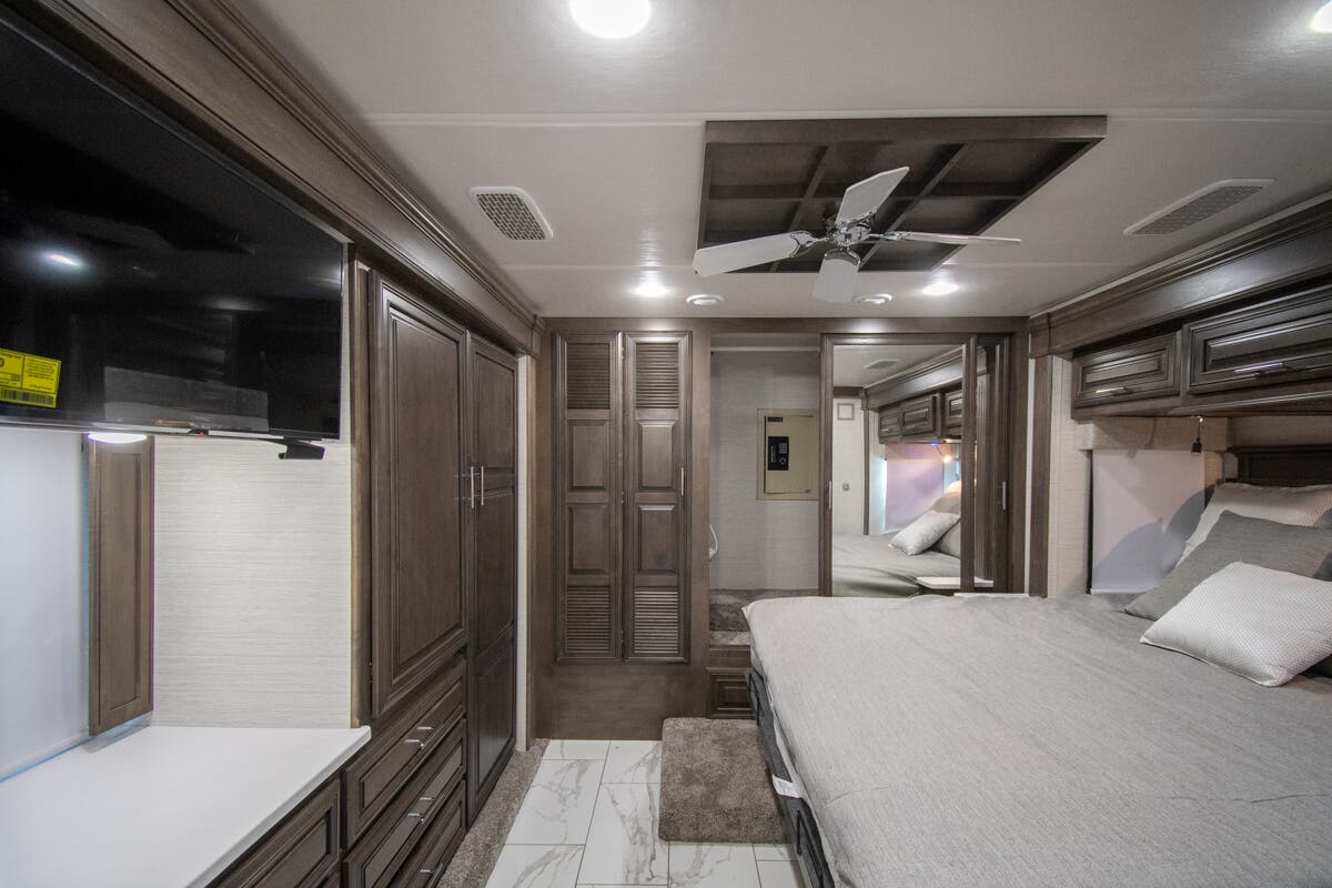 Bus-Stuff.com Class A Rv For Sale