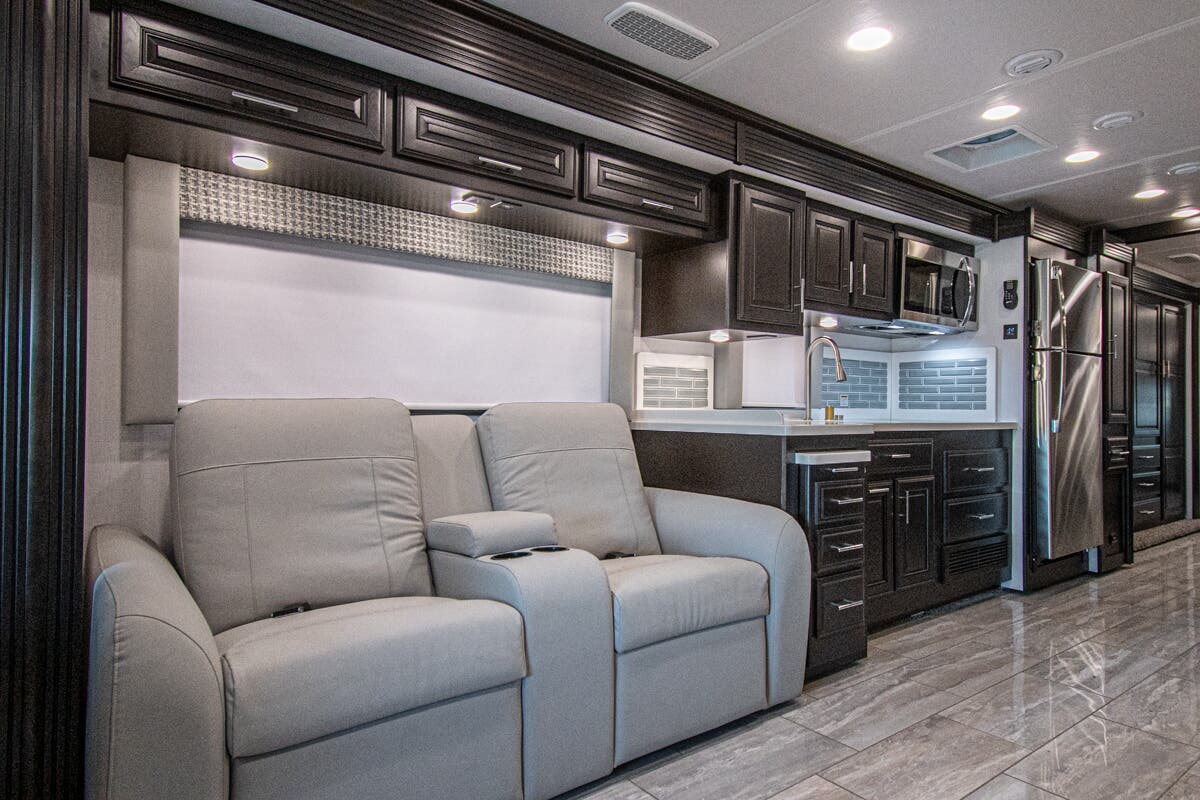 Bus-Stuff.com Class A Rv For Sale