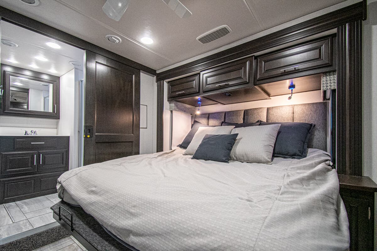 Bus-Stuff.com Class A Rv For Sale