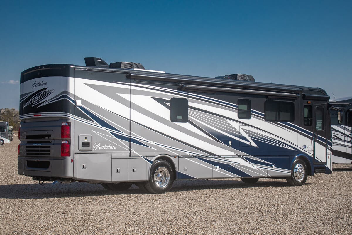 Bus-Stuff.com Class A Rv For Sale