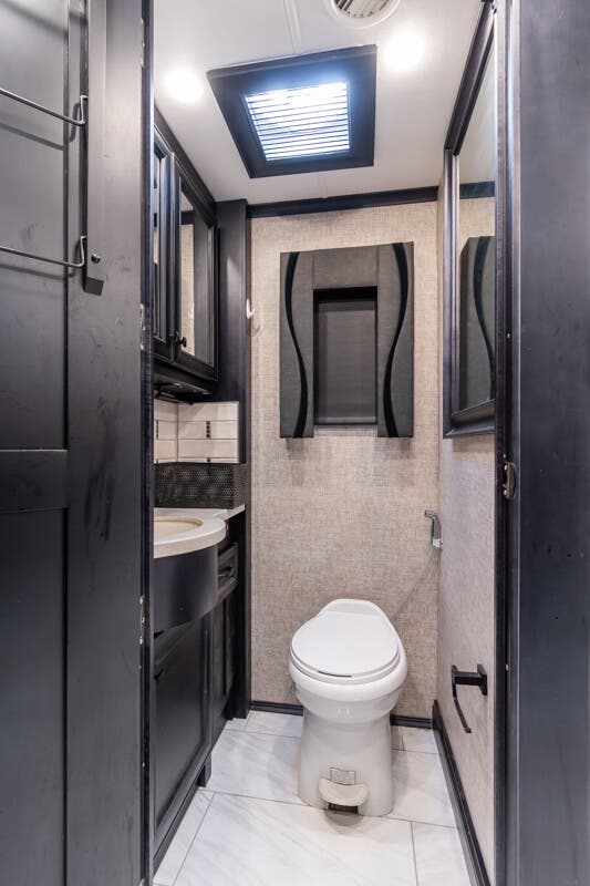 Bus-Stuff.com Class A Rv For Sale