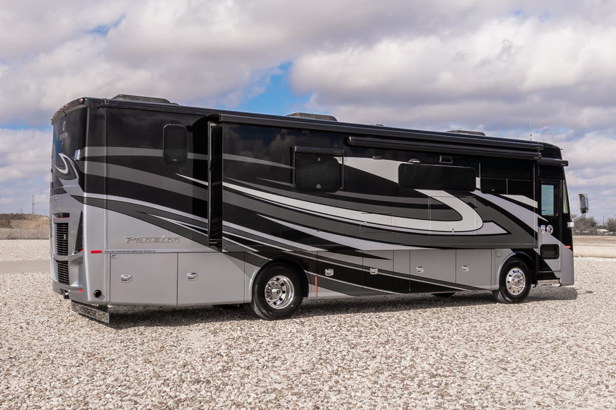 Bus-Stuff.com Class A Rv For Sale