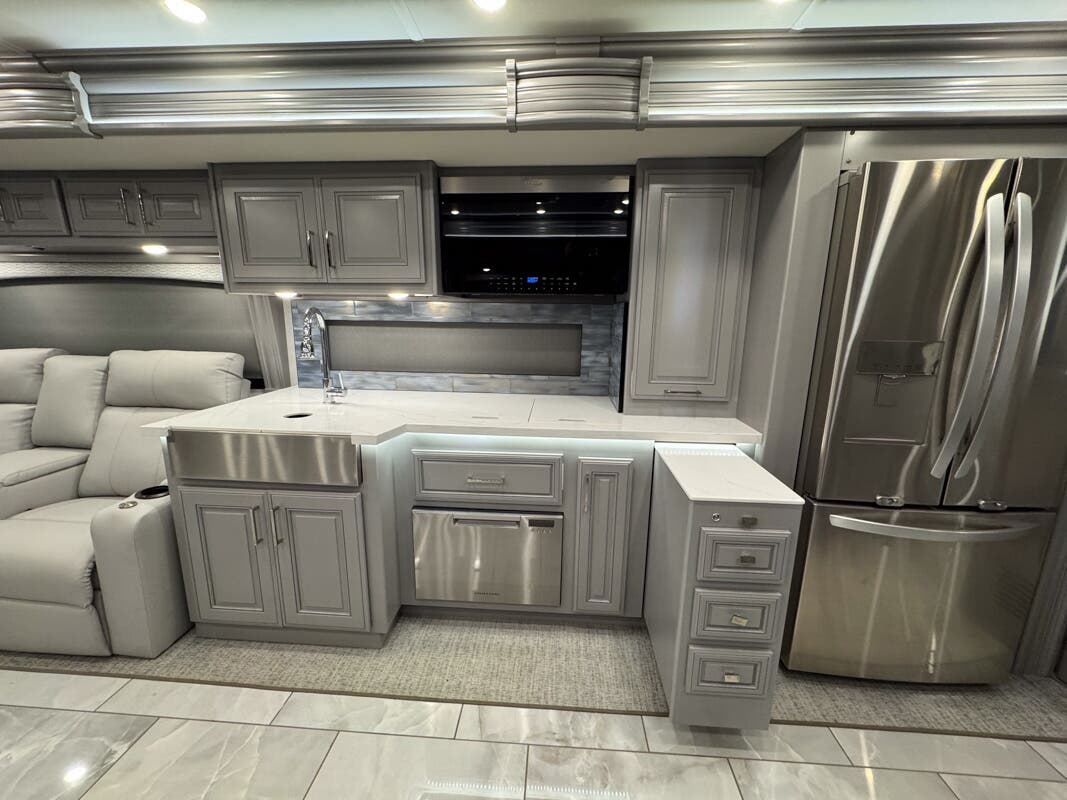Bus-Stuff.com Class A Rv For Sale