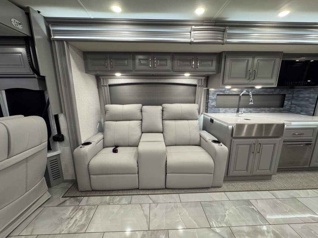 Bus-Stuff.com Class A Rv For Sale