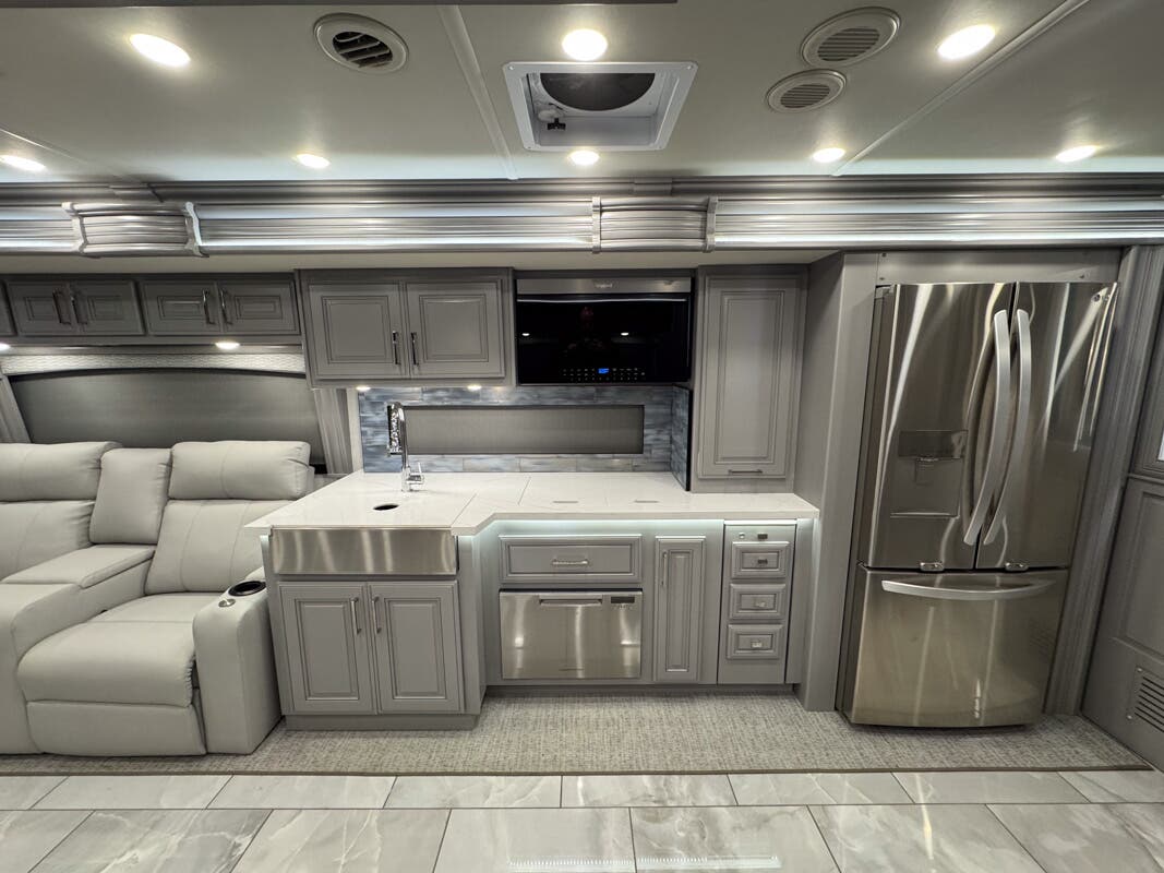 Bus-Stuff.com Class A Rv For Sale