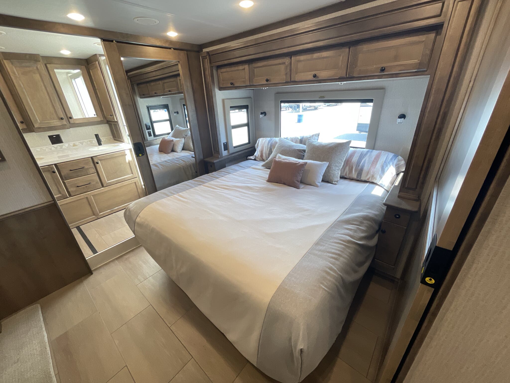 Bus-Stuff.com Class A Rv For Sale