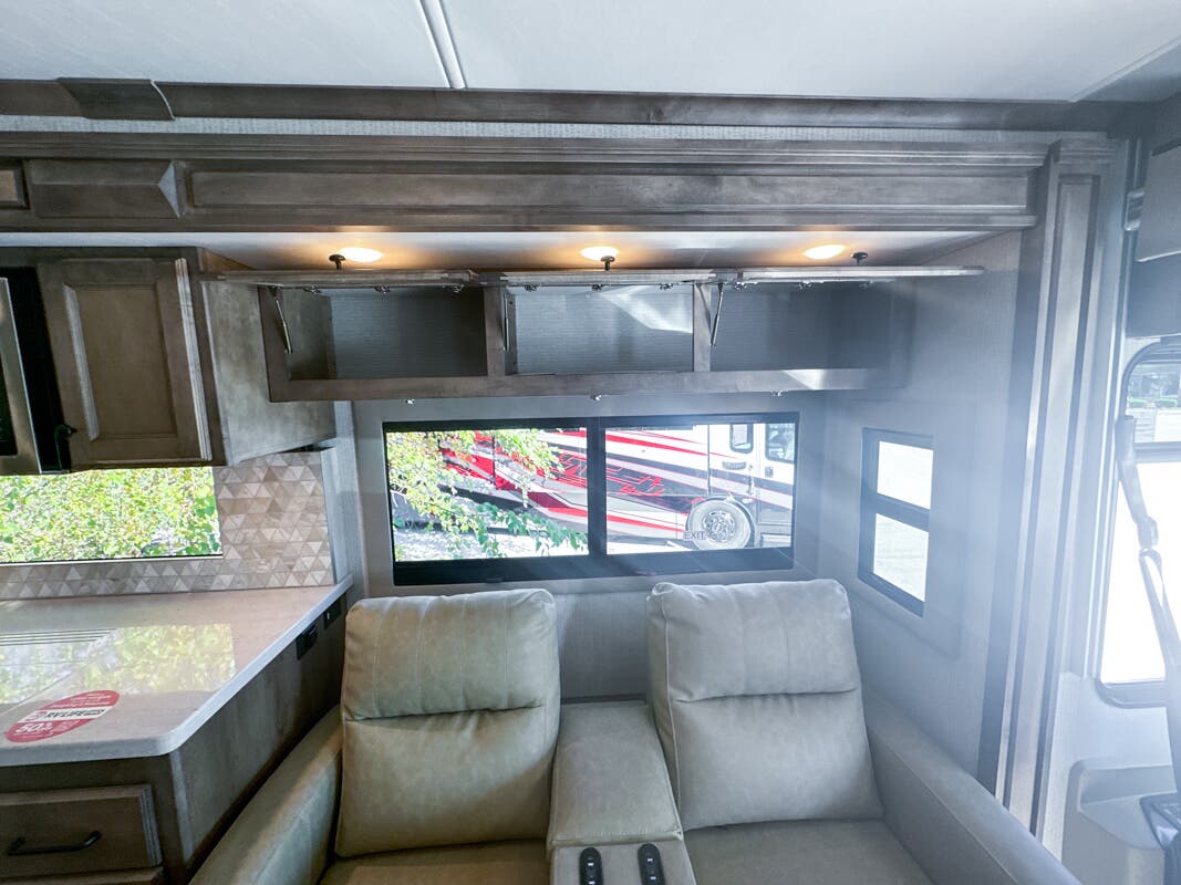 Bus-Stuff.com Class A Rv For Sale