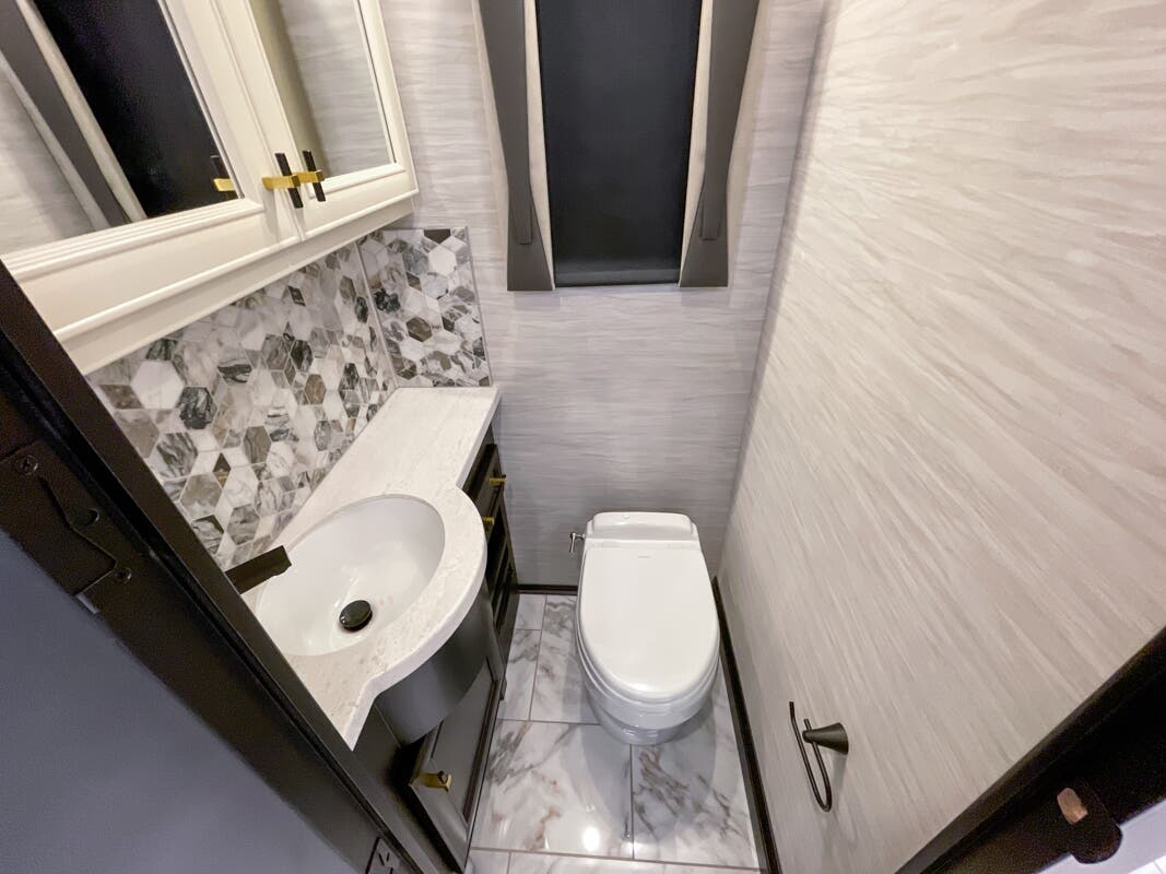 Bus-Stuff.com Class A Rv For Sale