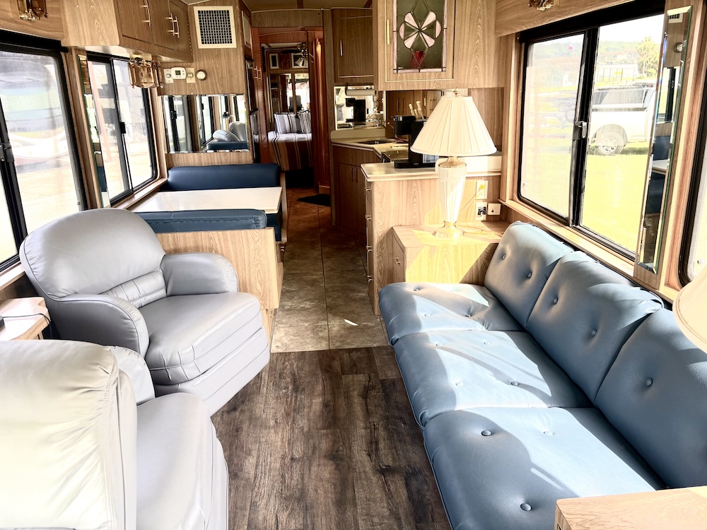 1987 MCI For Sale