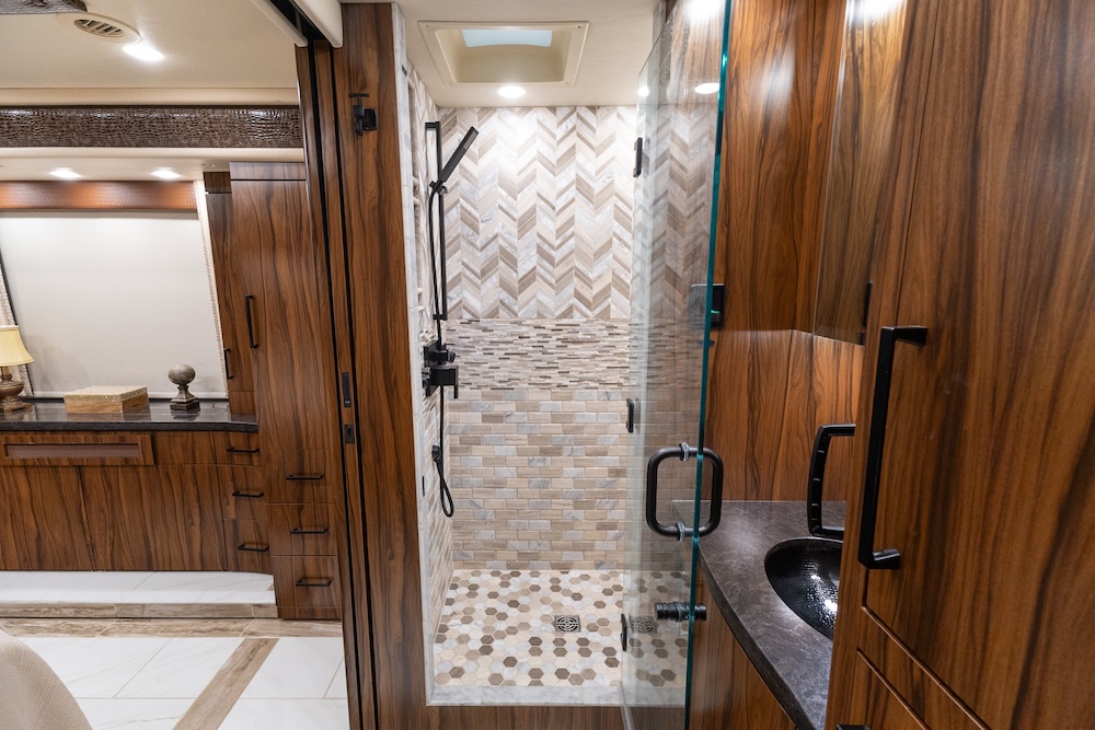 2023 Foretravel For Sale