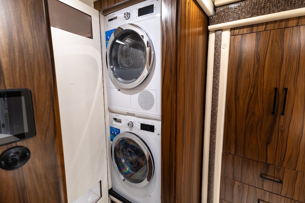 2023 Foretravel For Sale