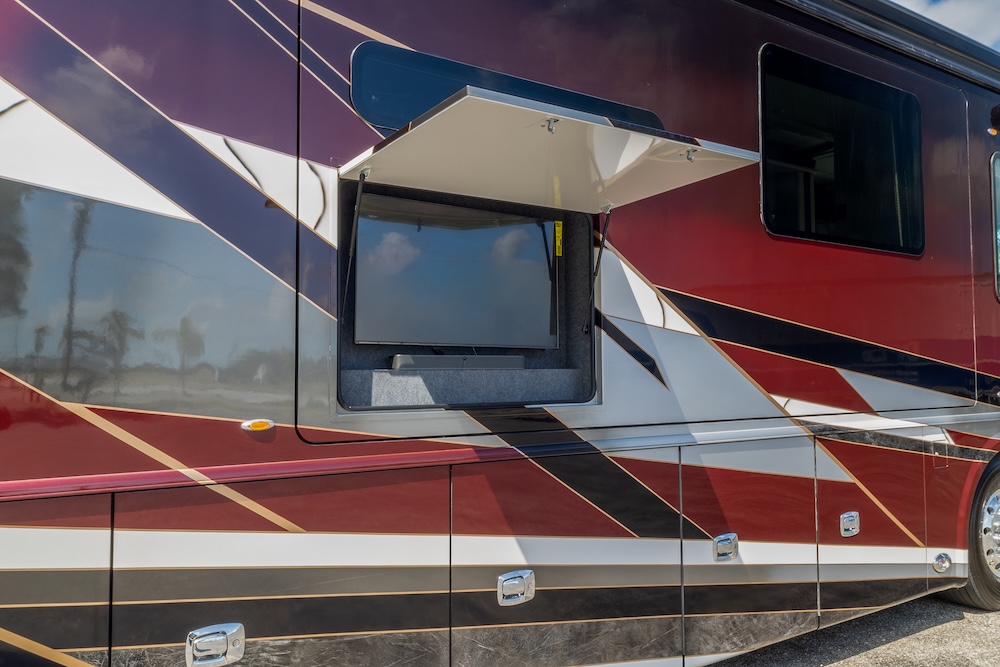 2023 Foretravel For Sale