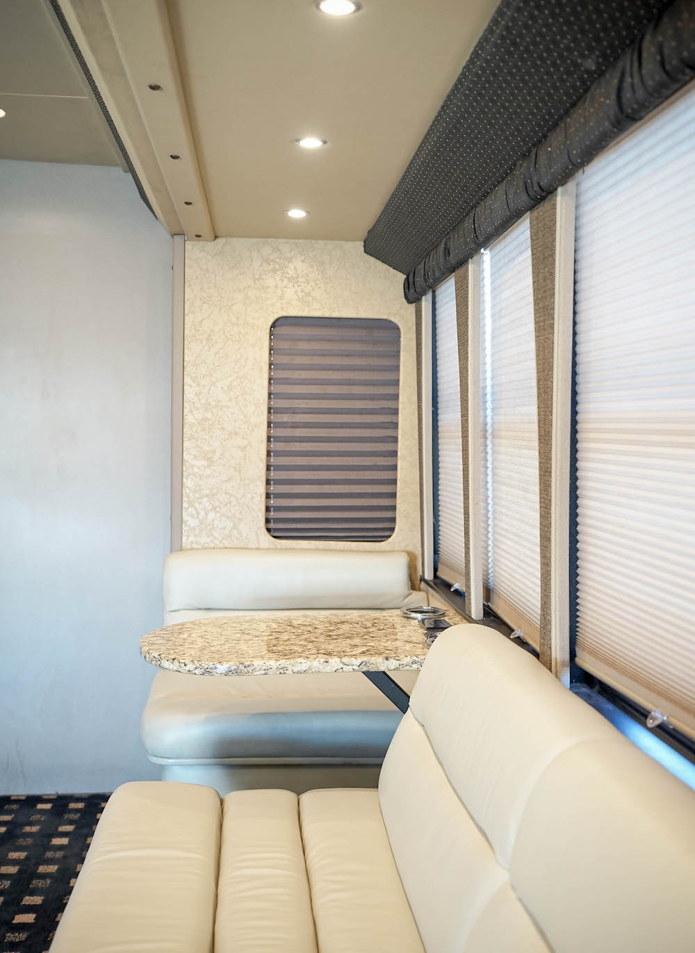 2003 MCI For Sale
