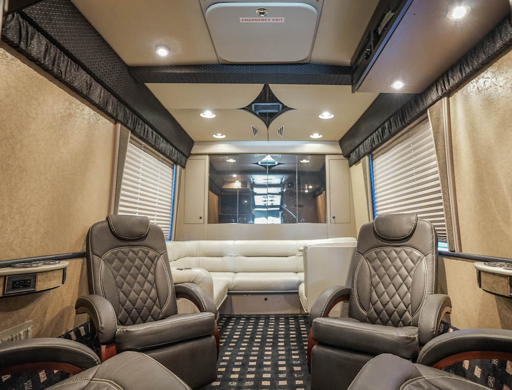 2003 MCI For Sale