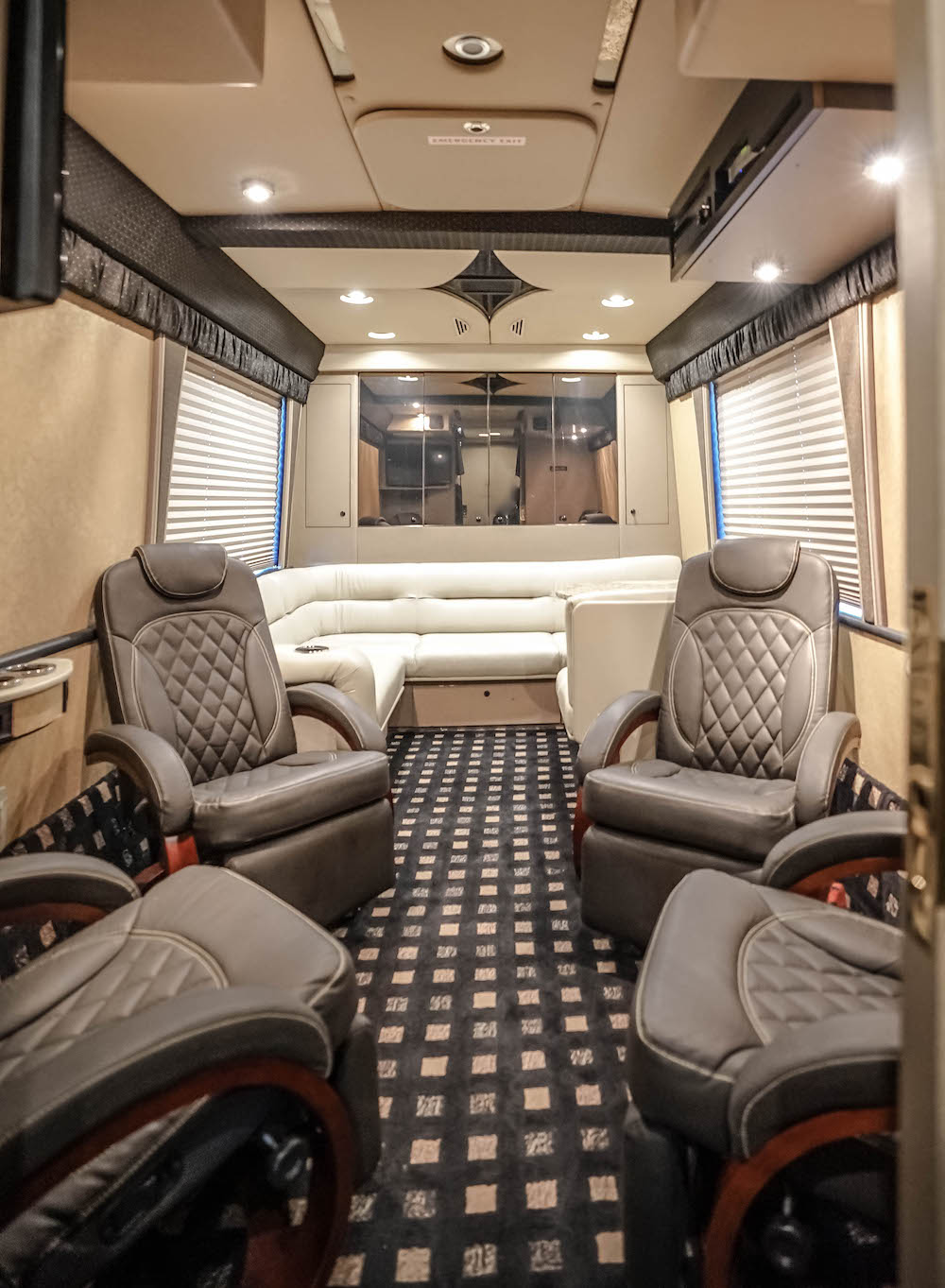 2003 MCI For Sale
