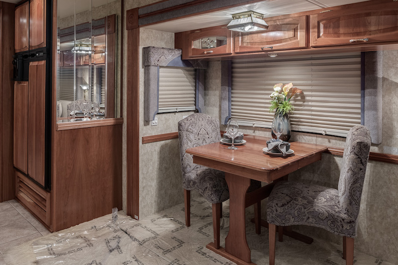 2005 Newmar Dutch Star For Sale