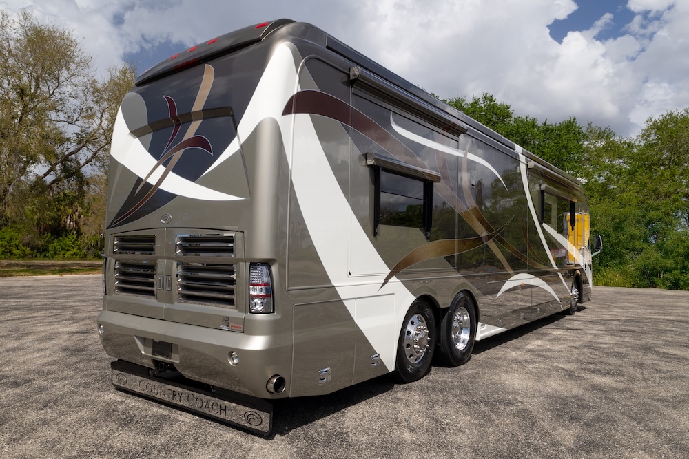 2007 Country CoachFor Sale