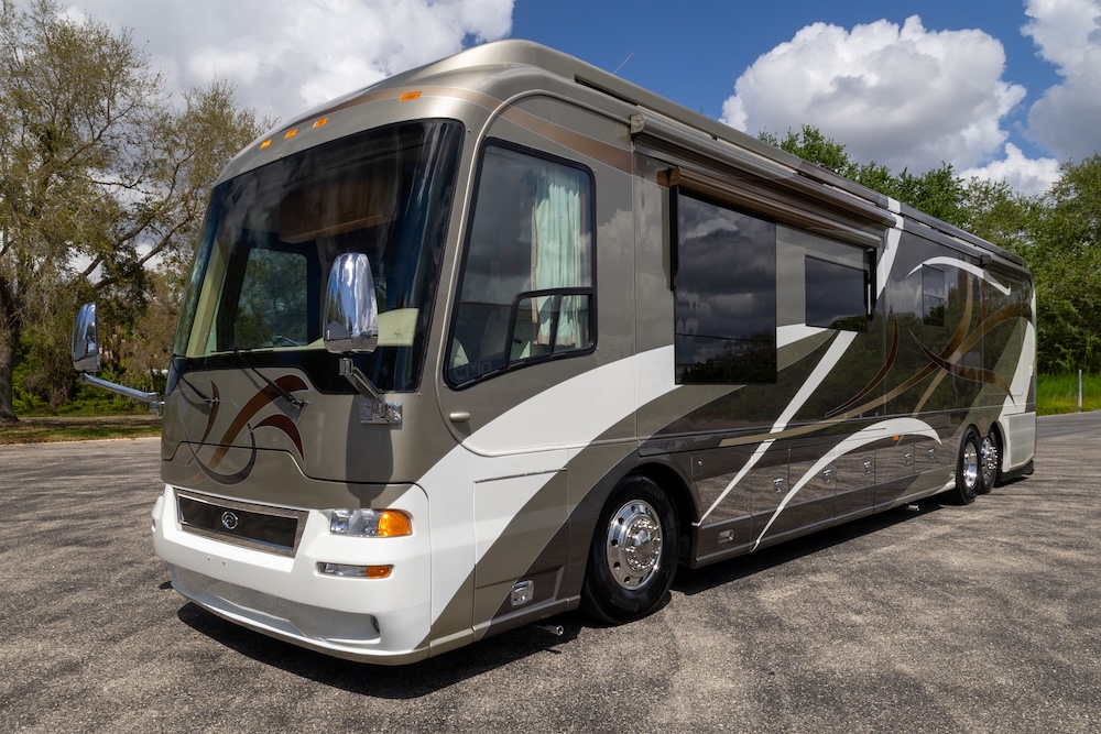 2007 Country CoachFor Sale