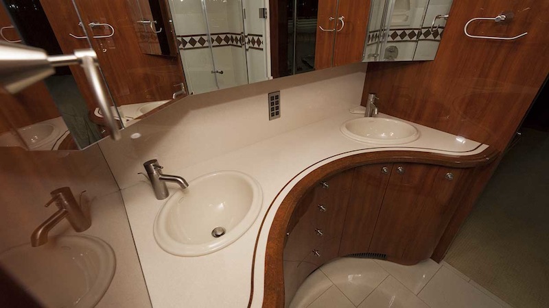 2008 Prevost Parliament H3-45 For Sale