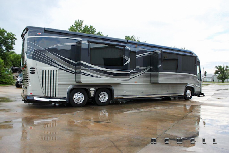 Newell Rv Rear Image 2010 Newell 45Quad Slide # 1406