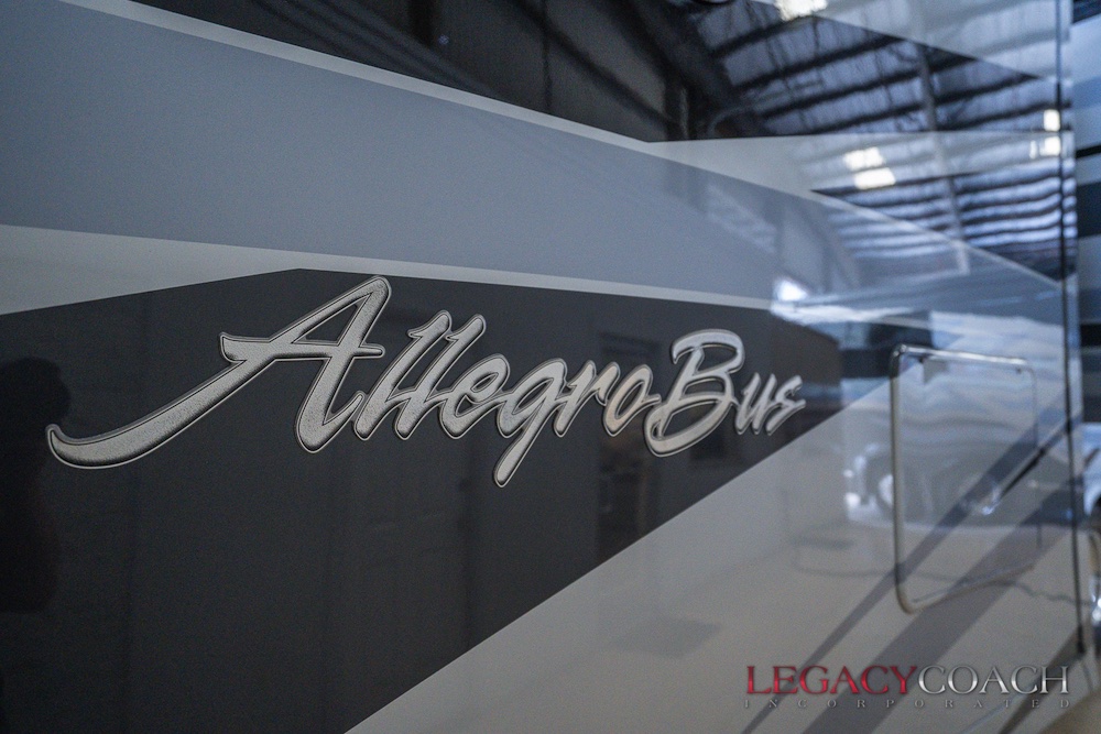 2011 Tiffin Allegro For Sale