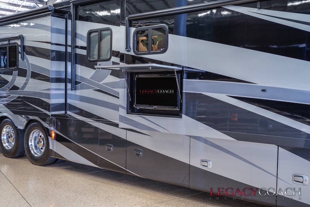 2011 Tiffin Allegro For Sale