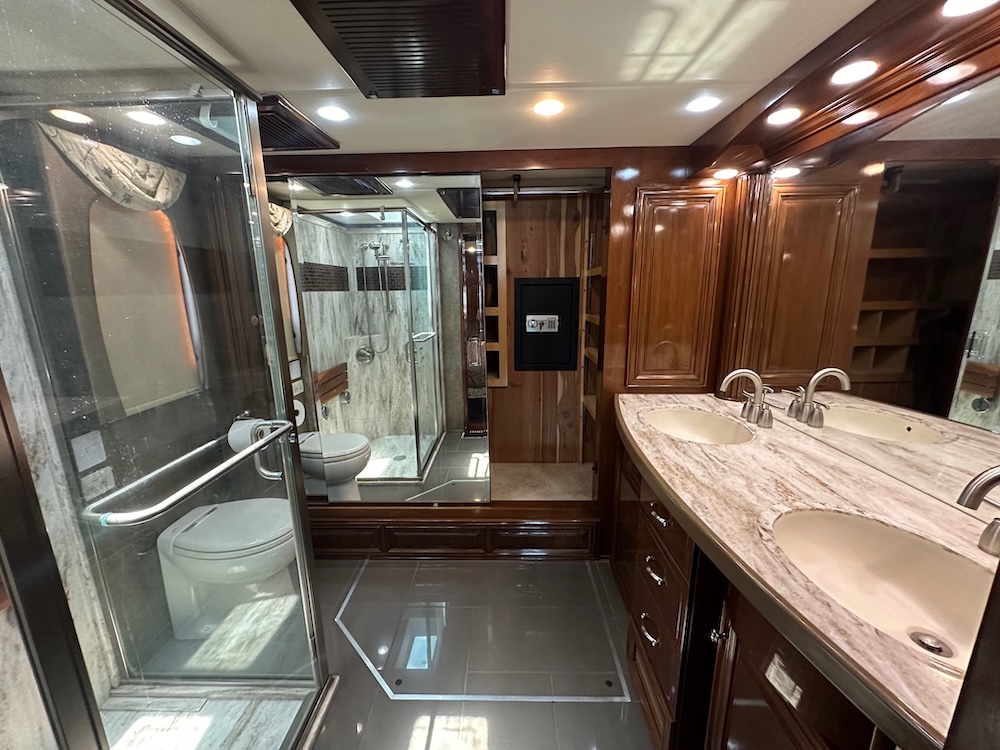 2012 Newmar Essex For Sale