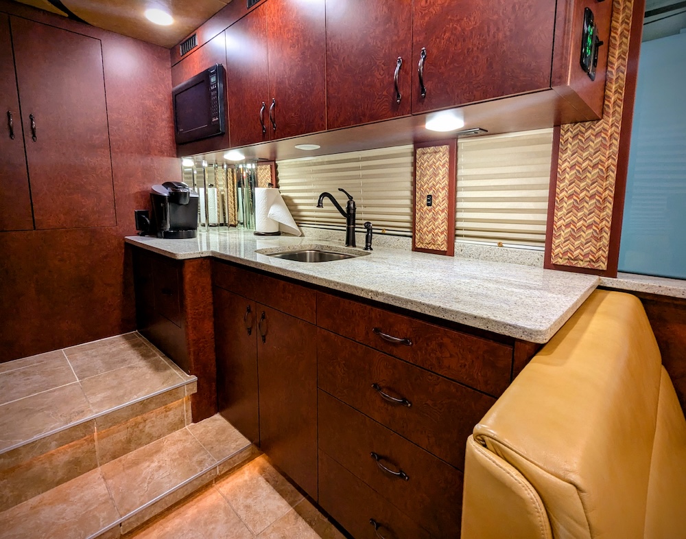 2012 Prevost Nashville Coach For Sale