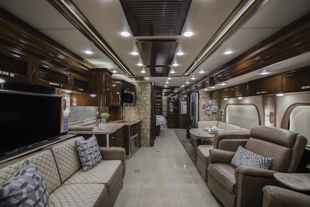 2014 Newmar King Aire 4593 Triple Slide # 100478
