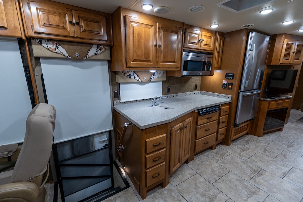 2014 Tiffin Allegro For Sale